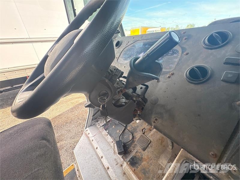 Ford F59 4x2 Step Van Box body