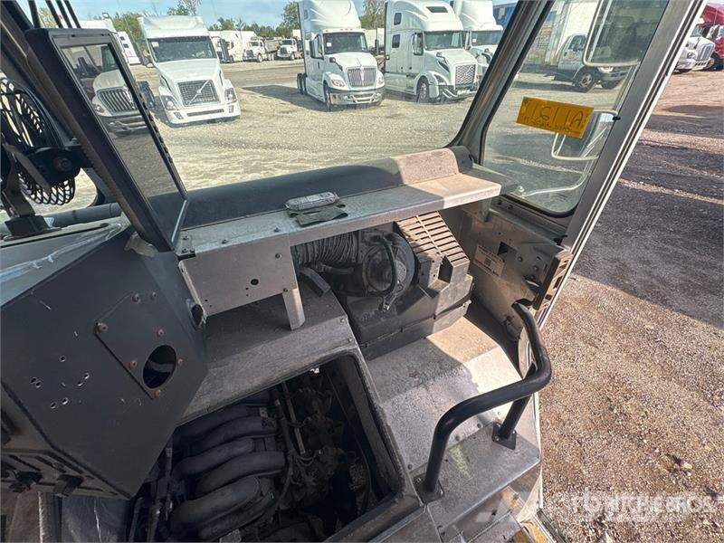 Ford F59 4x2 Step Van Box body