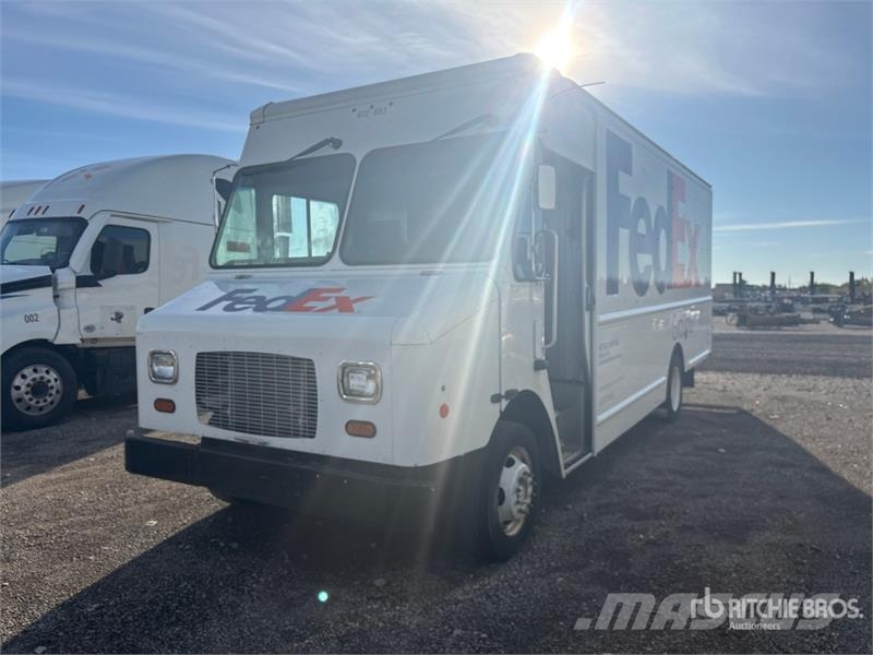 Ford F59 4x2 Step Van Box body