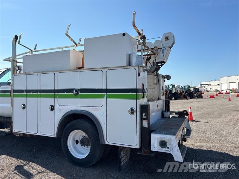 Ford F650 Service Truck Közúti karbantartó haszongépek