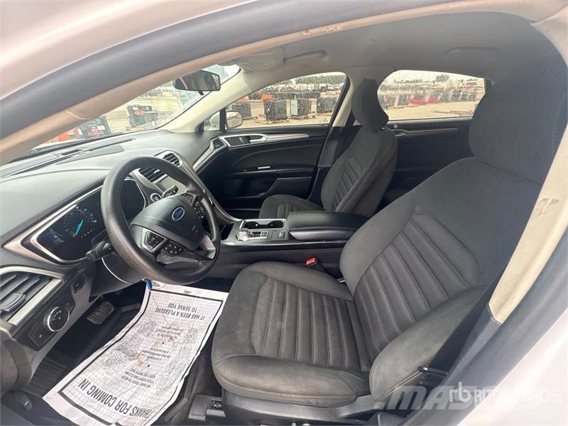 Ford Fusion SE Automobile Cars