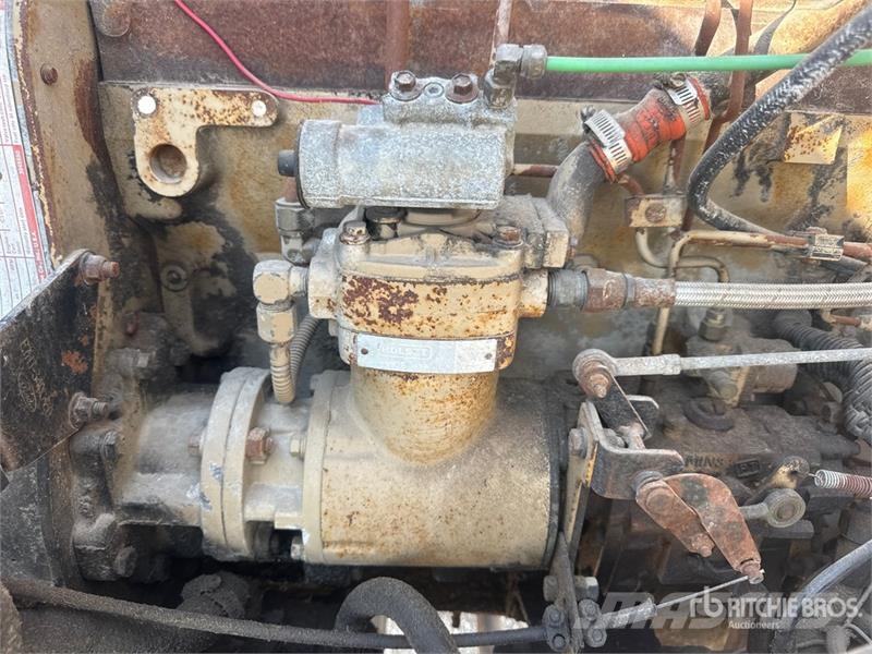 Ford L9000 Ūdens mašīnas