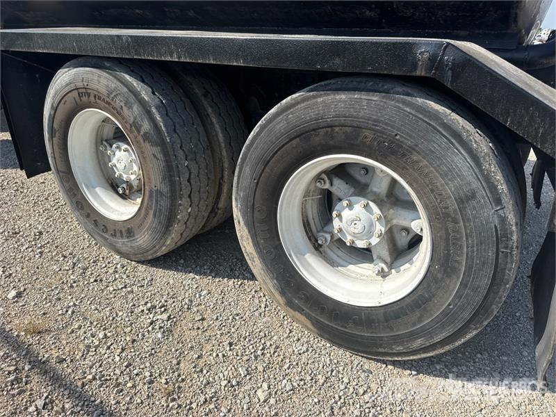 Ford L9000 Ūdens mašīnas