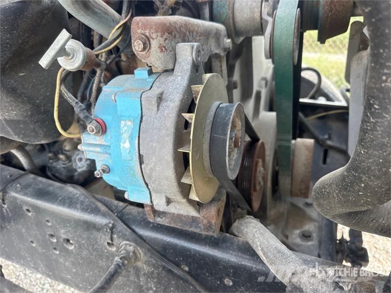 Ford L9000 Ūdens mašīnas