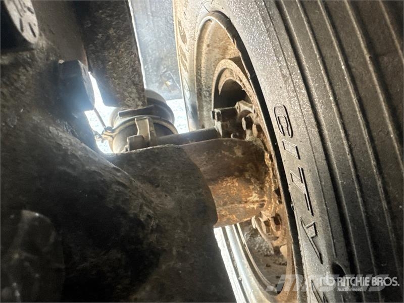 Ford L9000 Ūdens mašīnas