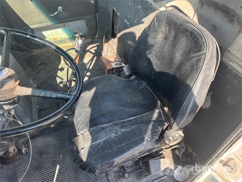 Ford L9000 Ūdens mašīnas