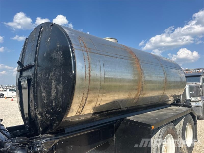 Ford L9000 Ūdens mašīnas