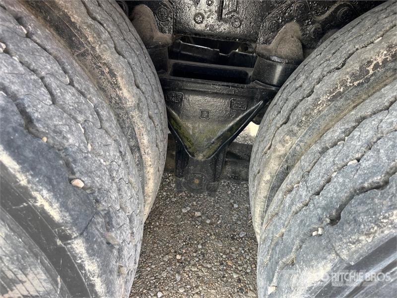 Ford L9000 Ūdens mašīnas