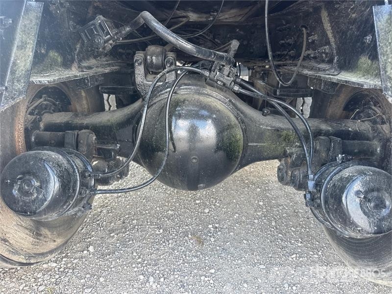 Ford L9000 Ūdens mašīnas