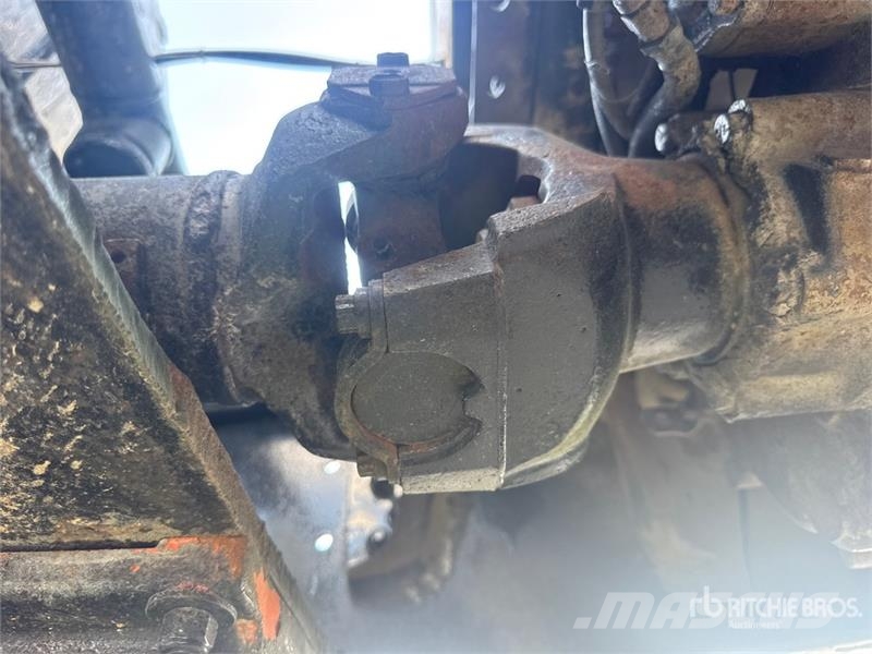 Ford L9000 Ūdens mašīnas
