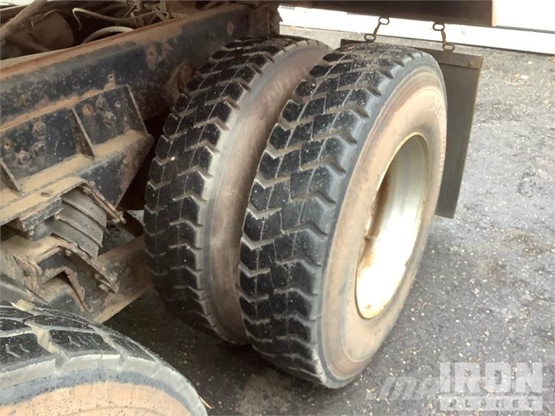 Ford LT9000 Kiper tovornjaki