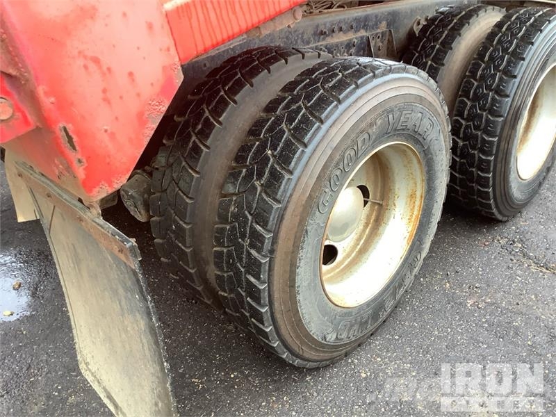 Ford LT9000 Kiper tovornjaki
