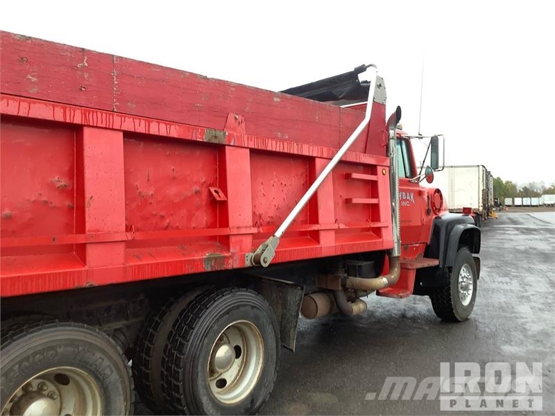 Ford LT9000 Kiper tovornjaki