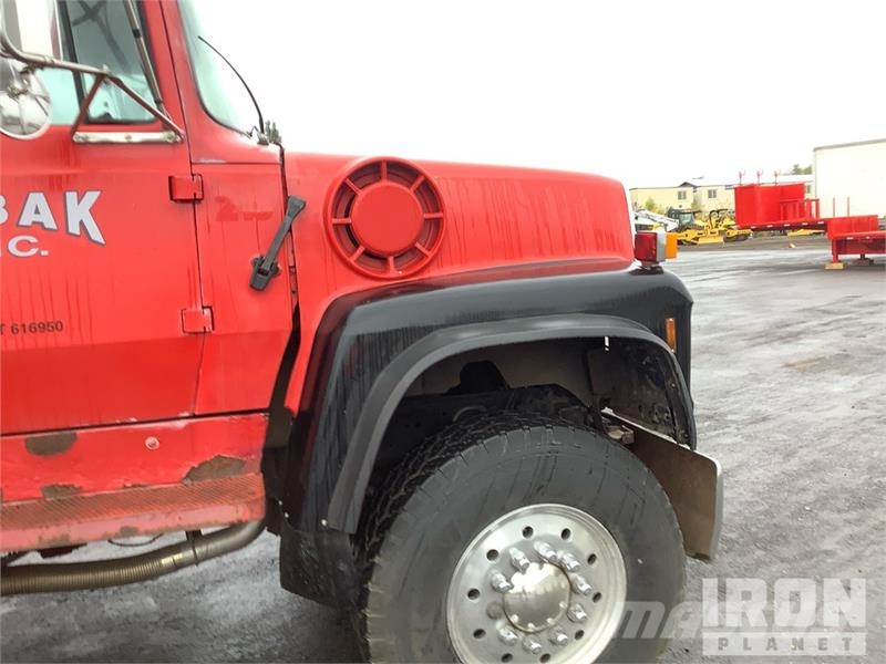 Ford LT9000 Kiper tovornjaki