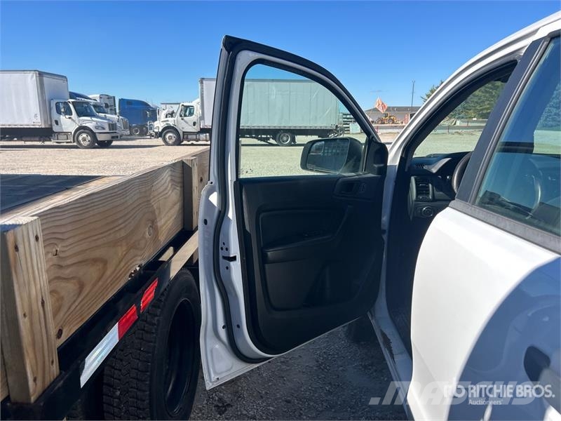 Ford Ranger Inne