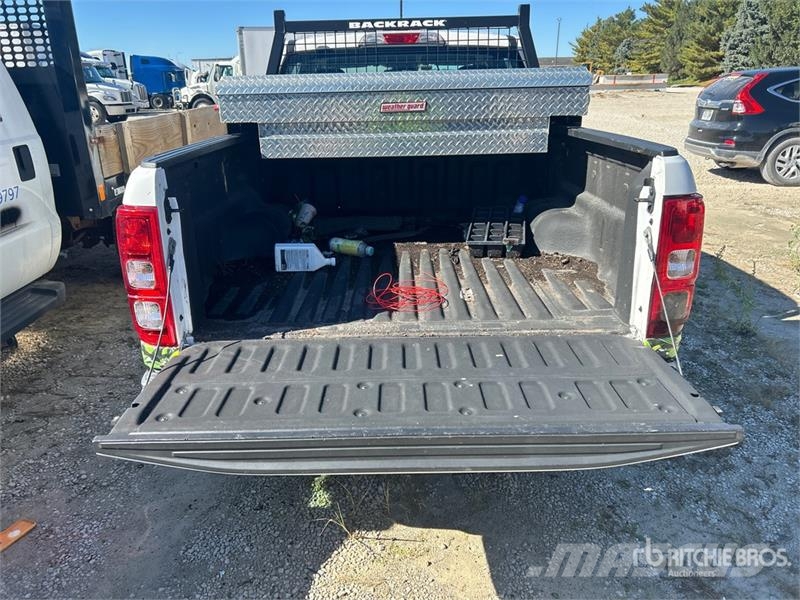 Ford Ranger Inne