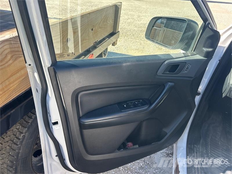 Ford Ranger Inne