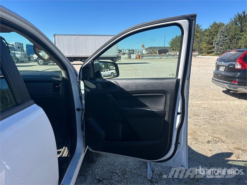 Ford Ranger Inne