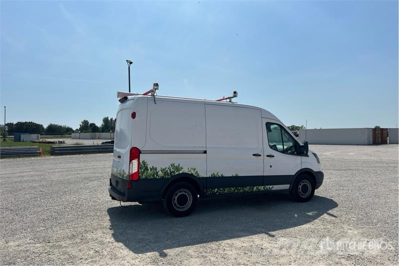 Ford Transit 150 Cargo Van Furgonetas /Furgón