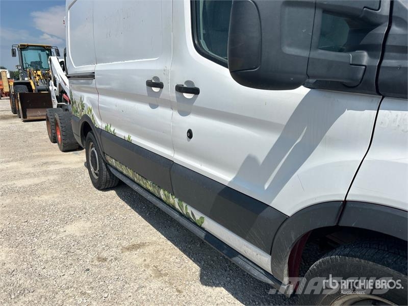 Ford Transit 150 Cargo Van Furgonetas /Furgón