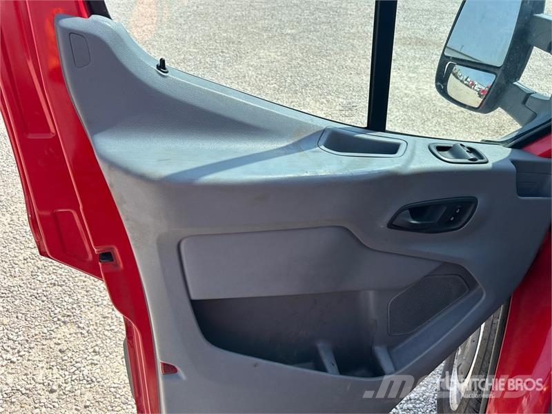 Ford Transit 150 Cargo Van Furgonetas /Furgón