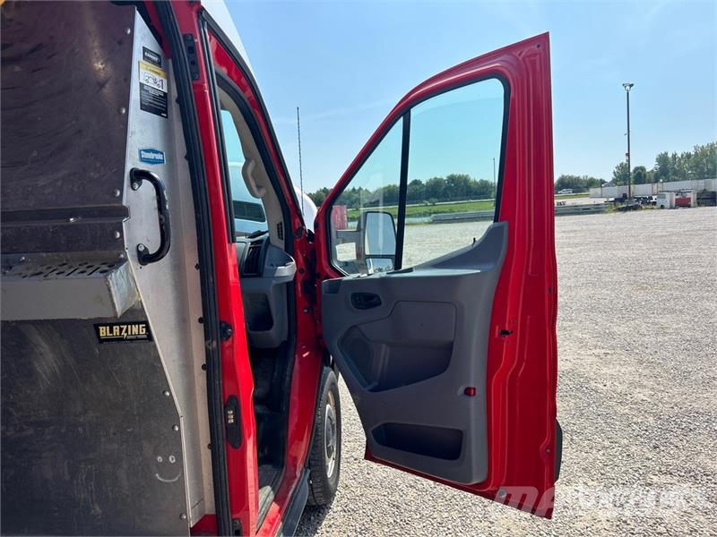 Ford Transit 150 Cargo Van Furgonetas /Furgón