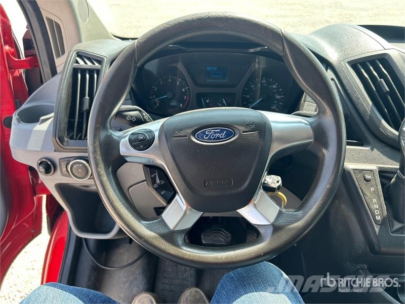 Ford Transit 150 Cargo Van Furgonetas /Furgón