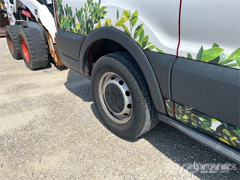 Ford Transit 150 Cargo Van Furgonetas /Furgón