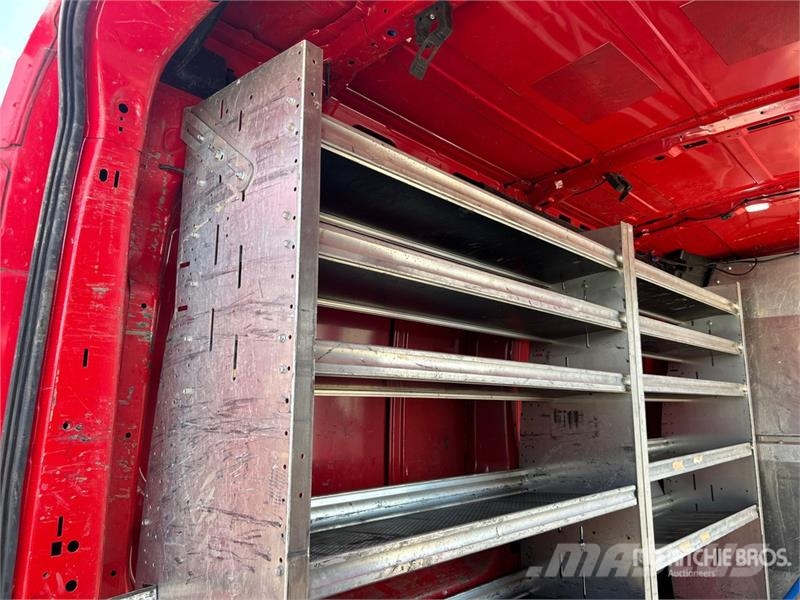 Ford Transit 150 Cargo Van Furgonetas /Furgón