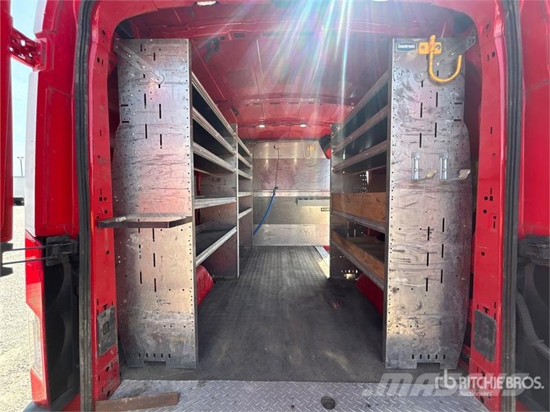 Ford Transit 150 Cargo Van Furgonetas /Furgón