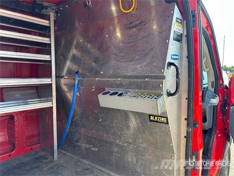 Ford Transit 150 Cargo Van Furgonetas /Furgón