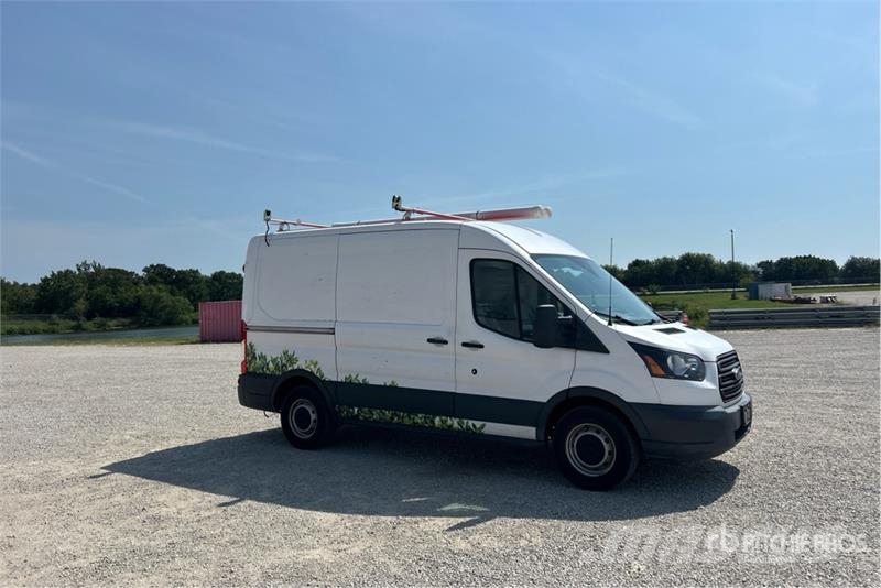 Ford Transit 150 Cargo Van Furgonetas /Furgón