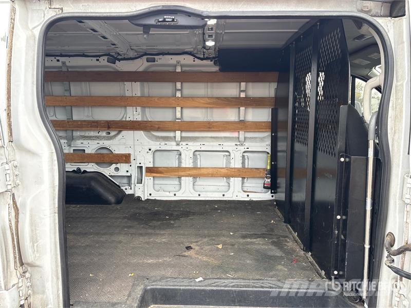 Ford Transit 250 Cargo Van Dostavna vozila / kombiji