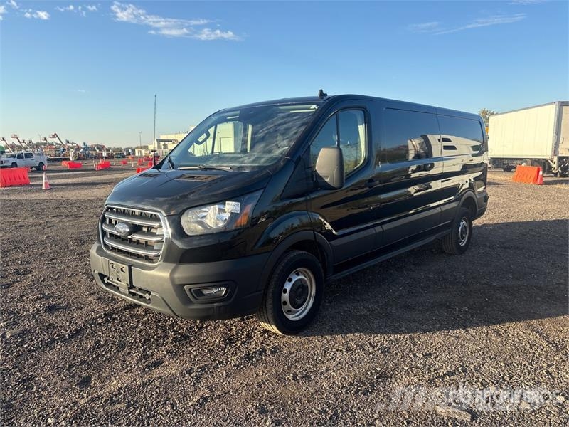 Ford Transit 250 Passenger Van Kaubikud