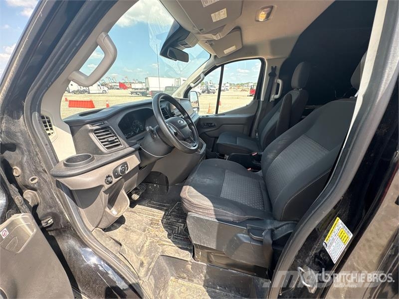 Ford Transit 250 Passenger Van Utilitara