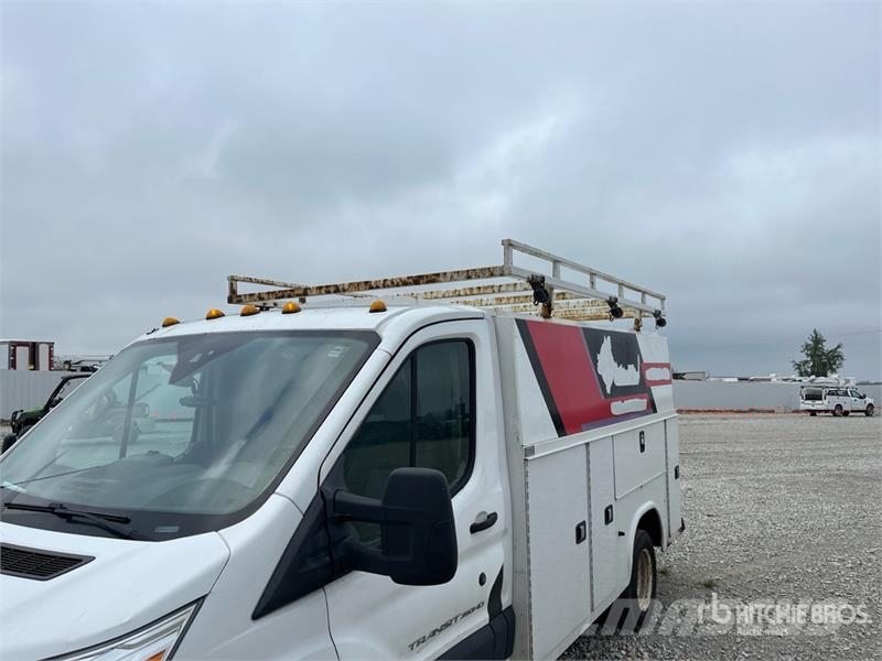 Ford Transit 350 4x2 Cargo Van Truck Camion Fourgon