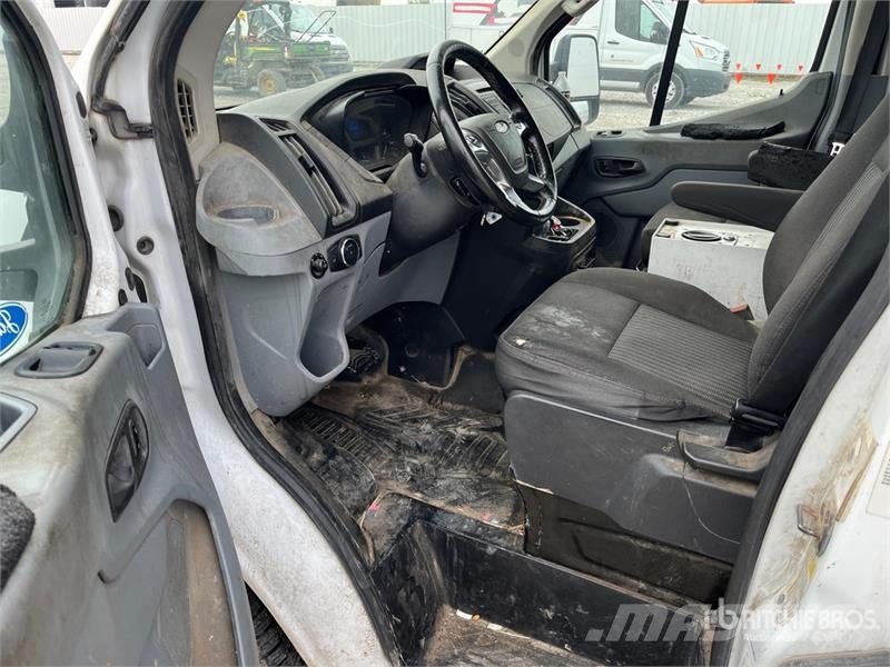 Ford Transit 350 4x2 Cargo Van Truck Furgons