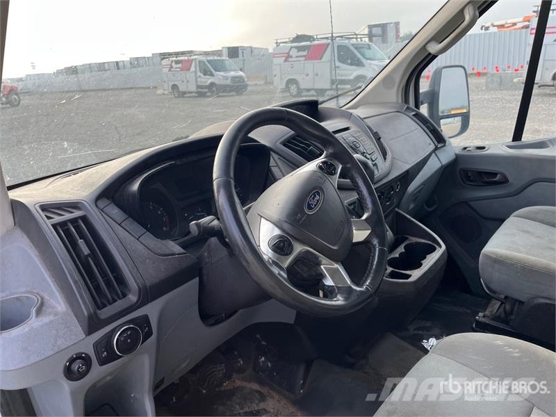 Ford Transit 350 4x2 Cargo Van Truck Furgons