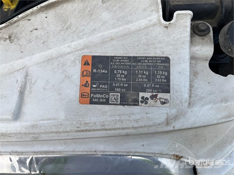 Ford Transit 350 4x2 Cargo Van Truck Furgons