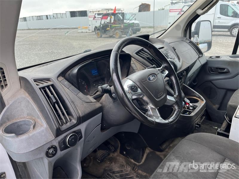 Ford Transit 350 4x2 Cargo Van Truck Furgons
