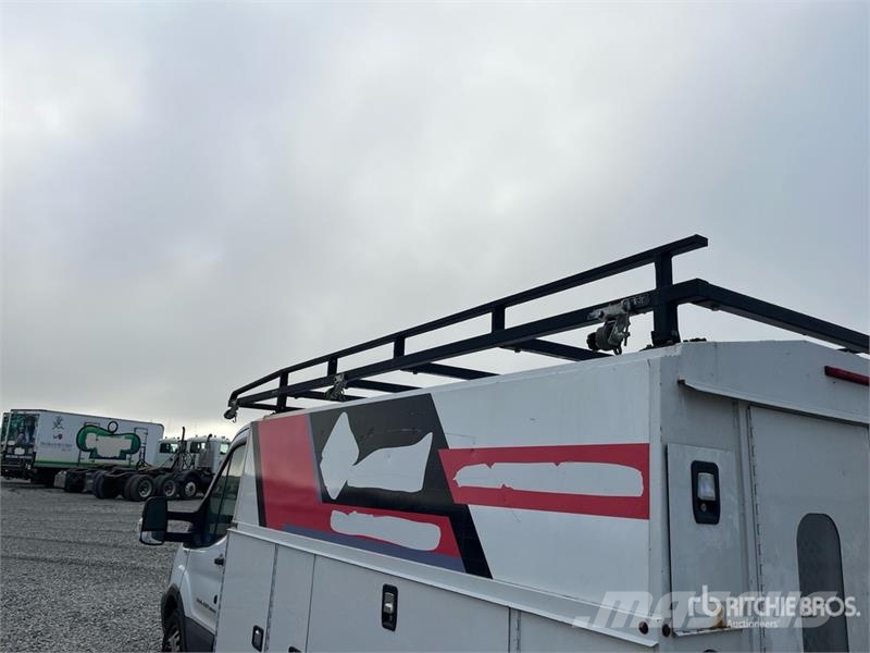 Ford Transit 350 4x2 Cargo Van Truck Furgons