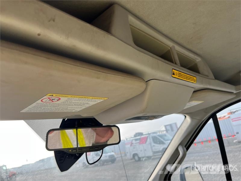 Ford Transit 350 4x2 Cargo Van Truck Furgons