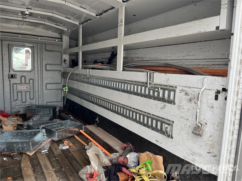 Ford Transit 350 4x2 Cargo Van Truck Furgons