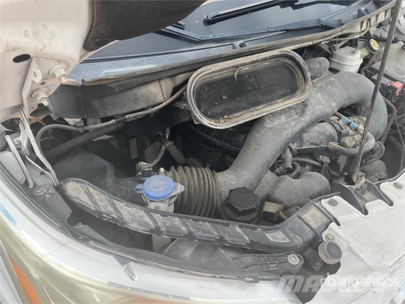 Ford Transit 350 4x2 Utility Vehicle 全地形车