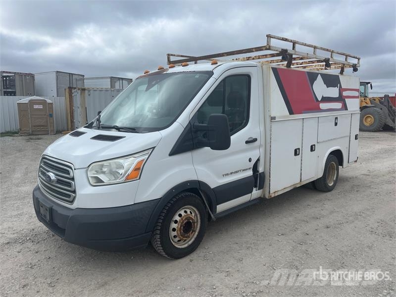 Ford Transit 350 4x2 Utility Vehicle 全地形车