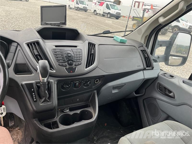 Ford Transit 350 4x2 Utility Truck Vieglais kravas automobilis/izkraušana no sāniem