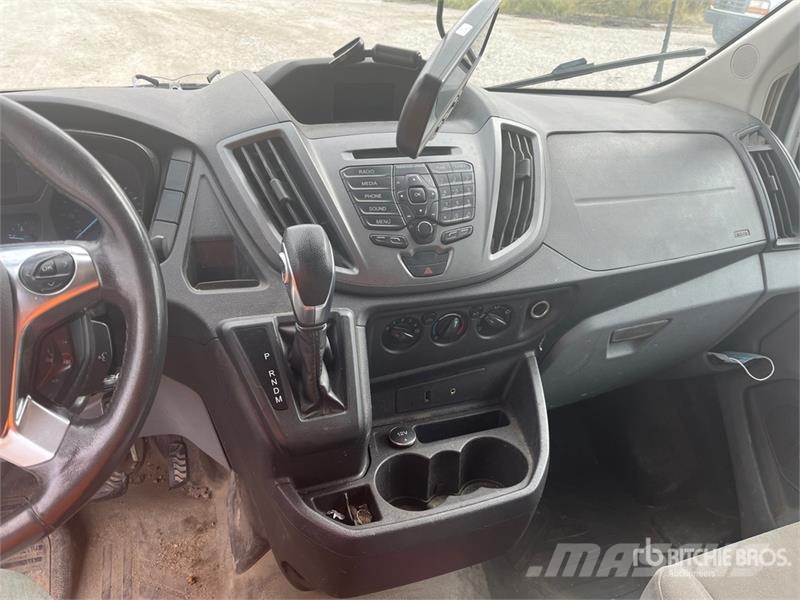 Ford Transit 350 4x2 Utility Vehicle 全地形车