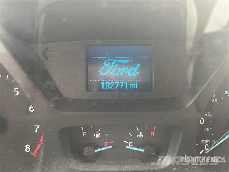 Ford Transit 350 4x2 Utility Vehicle 全地形车