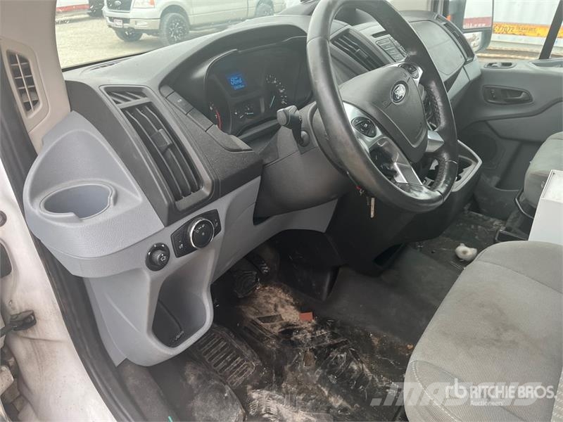 Ford Transit 350 Utility Truck Pick up/Dropside