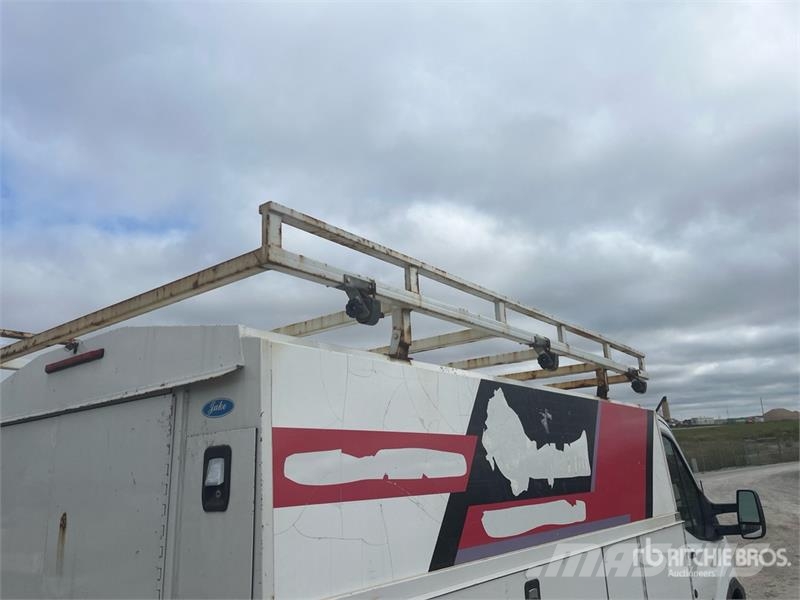 Ford Transit 350 Utility Truck Pick up/Dropside